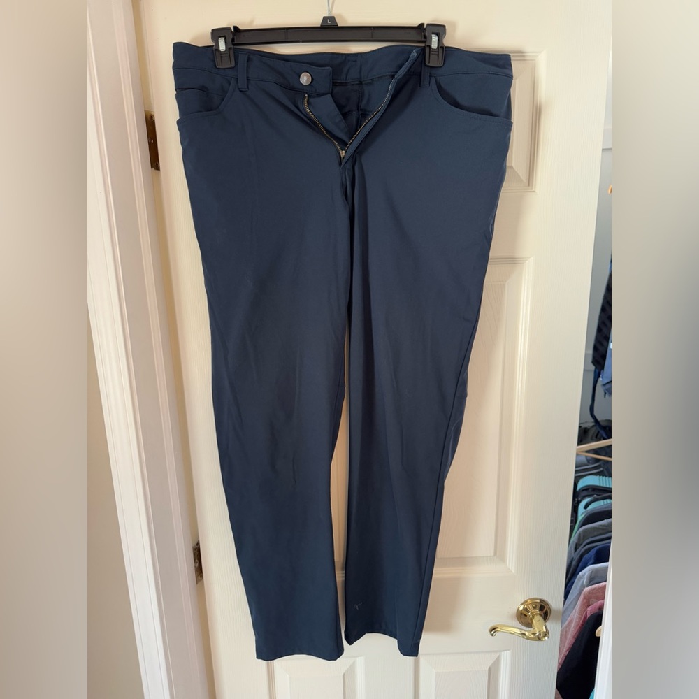 Lululemon ABC pant